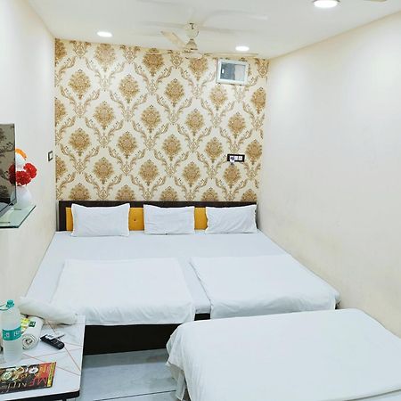 Ginger Hotels Ujjain Tower Kshipra Inn-Family Stay Airconditioned Hotel Kültér fotó