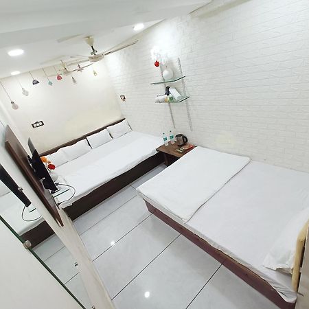 Ginger Hotels Ujjain Tower Kshipra Inn-Family Stay Airconditioned Hotel Kültér fotó